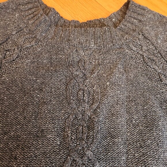 Cable Knit Gray Sweater - Picture 4 of 4